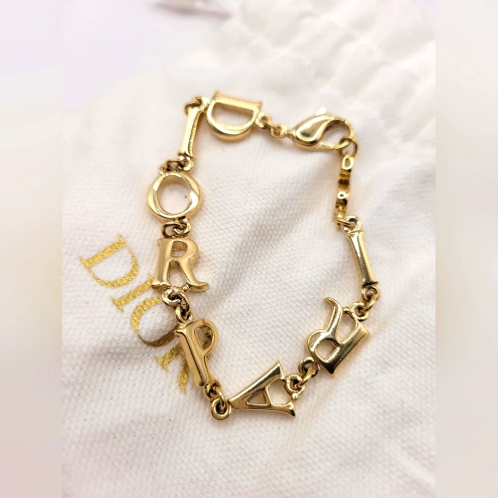 Christian Dior 